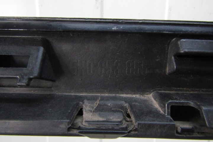MOULURE SEUIL GAUCHE VW GOLF 8 5H0 R LINE HAYON 19-