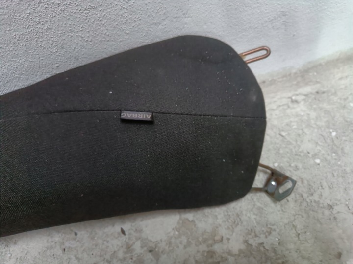 COUSSIN LATÉRALE BANQUETTES ARRIÈRE SEAT LEON 3 III AIRBAG GAUCHE GAUCHE 5G0880441