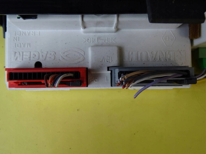 MONITEUR HORLOGE RENAULT LAGUNA II P8200002604A NR666