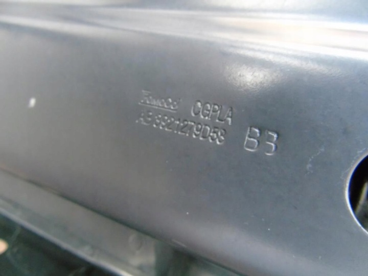QUART CÔTÉ DROITE INTERNE RANGER IV 19- OE D1B