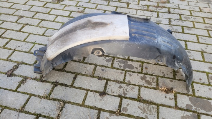 PASSAGE DE ROUE VW GOLF VII DROIT AVANT 5G0805978C
