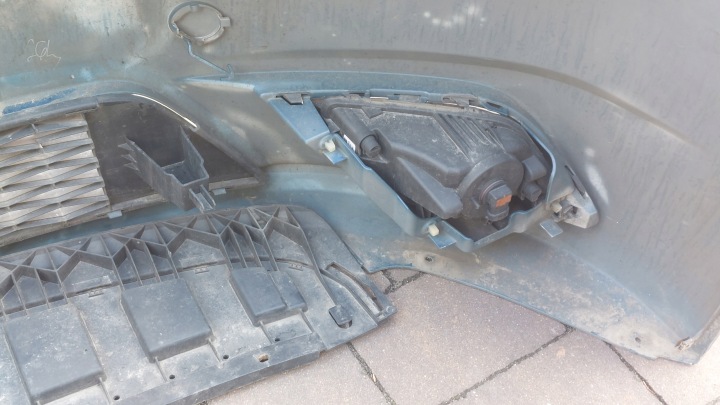 SEAT TOLEDO IV 4 PARE-CHOCS AVANT AVANT LW5Q 6JA807221 12-17R