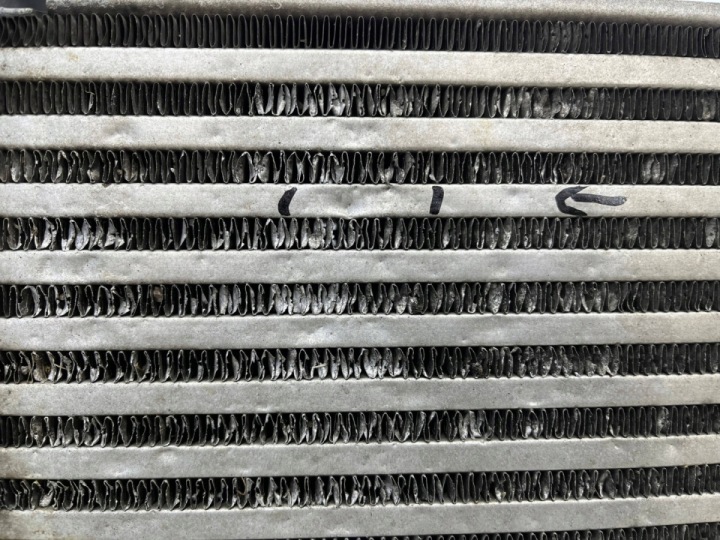 RADIATEUR D'INTERCOOLER PORSCHE PANAMERA II 971 4S 2.9 V6 T GAUCHE ÉCHANGEUR AIR-AIR