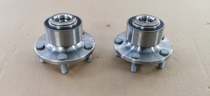 FORD FOCUS MK2 C-MAX 04- MOYEU AVANT 3M51-2C300-CH NEUF