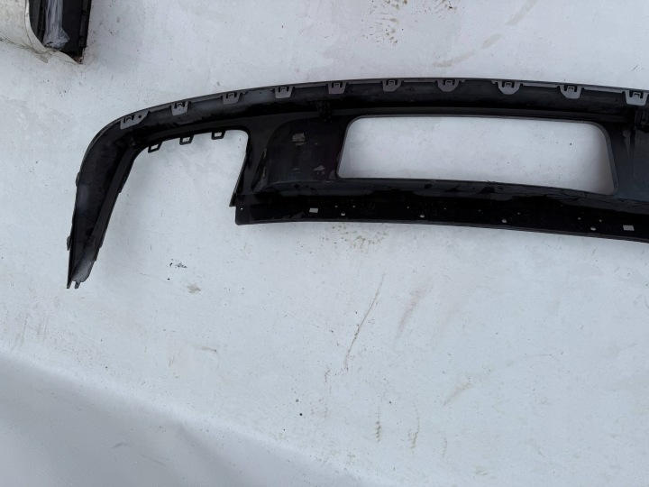 VW VOLKSWAGEN TIGUAN II 5NN ALLSPACE R-LINE SPOILER MOULURE PARE-CHOCS ARRIÈRE