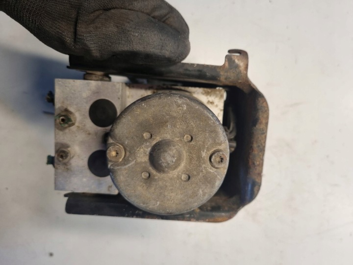 POMPE ABS RENAULT SCENIC OE 0265220544