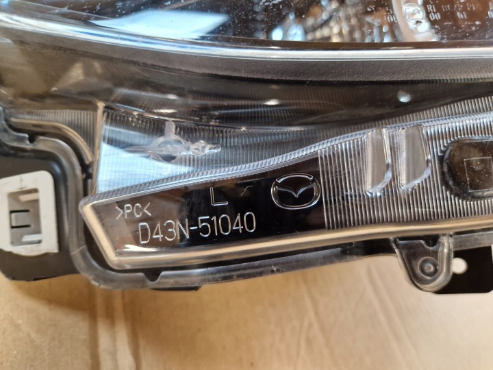 MAZDA II 2 DJ 19- PHARE AVANT GAUCHE AVANT COMPLET LED PROJECTEUR D43N-51040