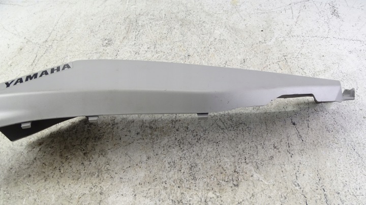 P726 YAMAHA MT-03 MT03 QUEUE PLASTIQUE DÉFLECTEUR D'AIR PROTECTION B04-F1721-00