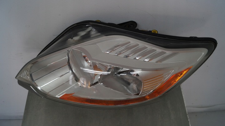 PROJECTEUR GAUCHE PHARE AVANT UK 8V41-13W030-BG FORD KUGA MK1 LIFT 08-13