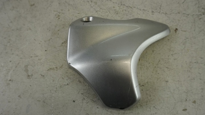 I126 SUZUKI SFV 650 GLADIUS DÉFLECTEUR D'AIR PROTECTION 51831-44H