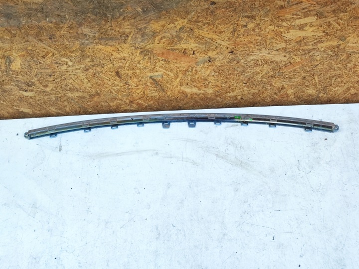 MOULURE CHROME CENTRALE PARE-CHOCS ARRIÈRE ARRIÈRE VW PHAETON 3D5807443