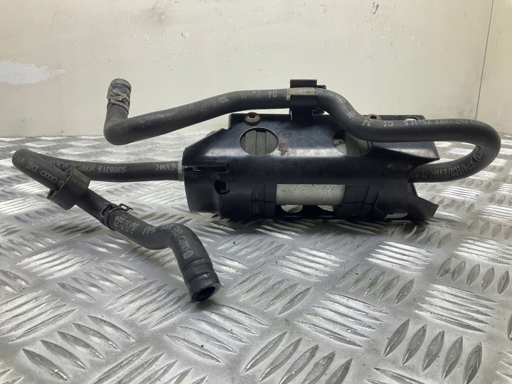 2009 AUDI TT TTS MK2 POMPE INJECTION 1K0906089A