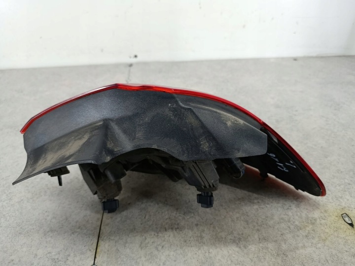 PHARE ARRIÈRE GAUCHE OPEL CORSA E 39068622 460034366 AL BERLINE COMPACTE
