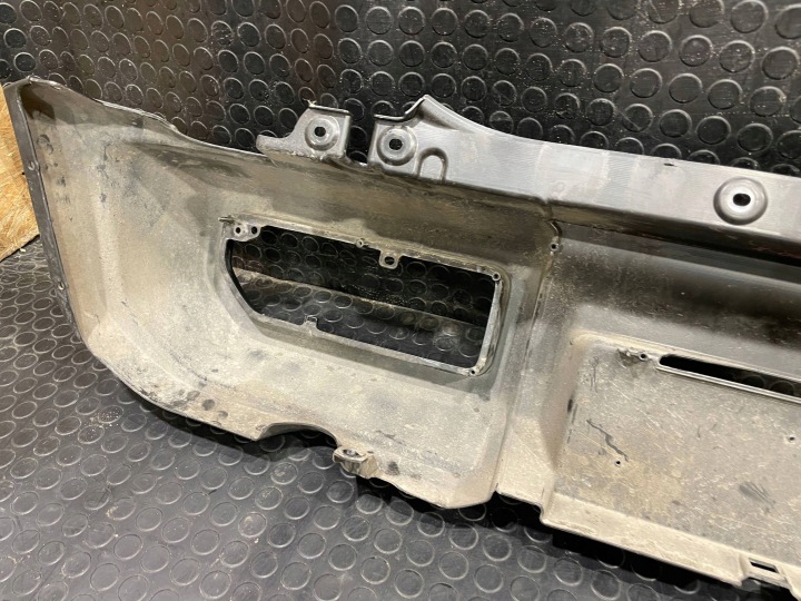 SUZUKI JIMNY IV 4 18- PARE-CHOCS ARRIÈRE ARRIÈRE