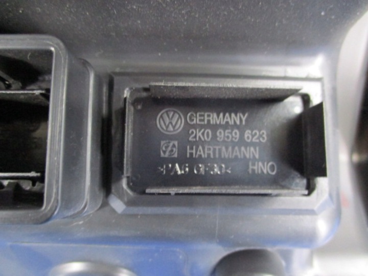 VW POLO 6R V 1.2TSI BOÎTE À GANTS TABLEAU DE BORD COCKPIT 6R1857097
