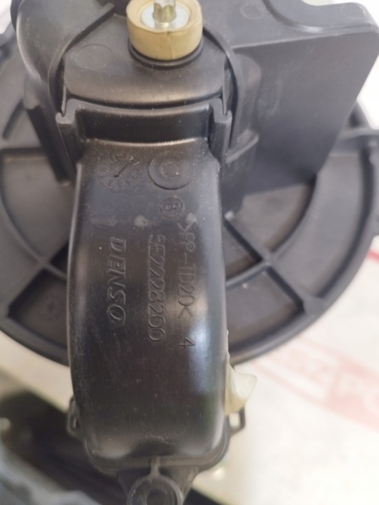 VENTILATEUR VENTILATEUR CONDUIT D'AIR PEUGEOT PARTENAIRE BERLINGO C4 PICASSO 5E2228200
