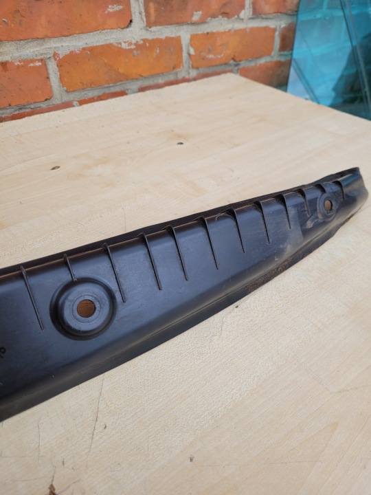 MERCEDES ML W164 05-11 INSONORISATION GARDE-BOUE DROIT