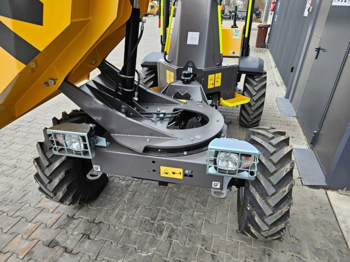 WOZIDLO MECALAC TA3 2025R. SEULEMENT 2 MTG 3 TONNES JCB TEREX AUSA THWAITES