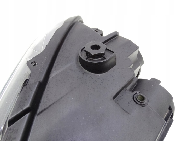 VW SCIROCCO III LIFT 14-17 PHARE DROITE ORDINAIRE 1K8941006Q ORIGINALE