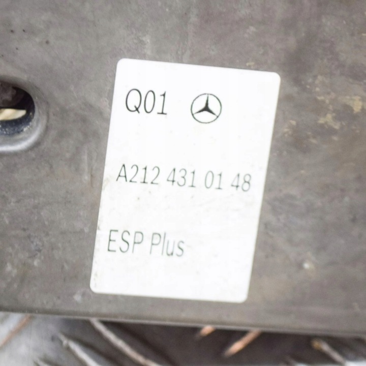 MERCEDES-BENZ E A207 2015 POMPE ABS