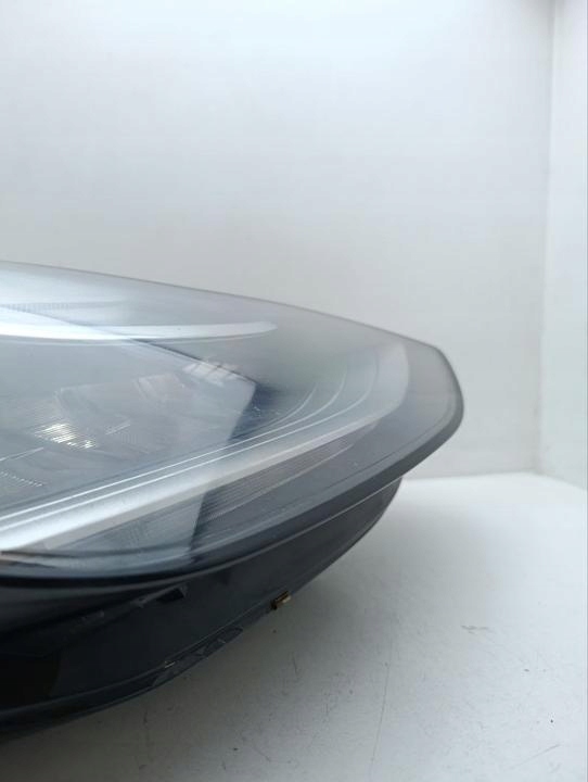 PHARE AVANT TESLA MODÈLE 3 2018 USA AVEC DROITE 111079600D