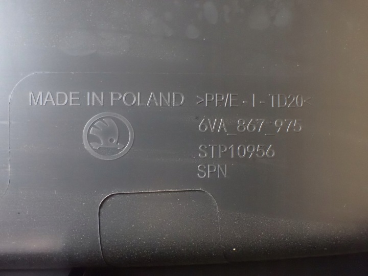 GARNITURE COUVERCLES DE COFFRE COUVERCLES DE COFFRE SKODA FABIA IV 1.0 TSI 2023R 6VA867975 11686