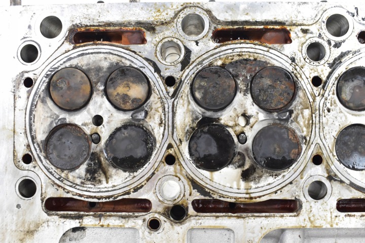 MERCEDES-BENZ OE A6120102320 CULASSE MOTEUR
