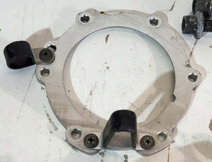 BOULONS DEMONTAZOWE YAMAHA FZ1 FAZER 2006-2015R