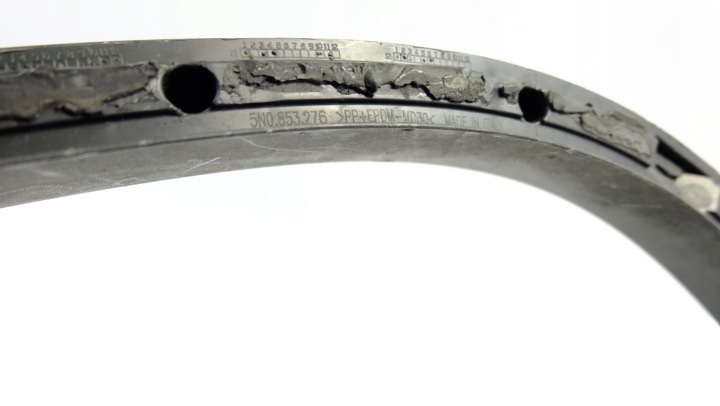 VW TIGUAN I MOULURE REVÊTEMENT GARDE-BOUE DROIT AVANT 5N0853718N