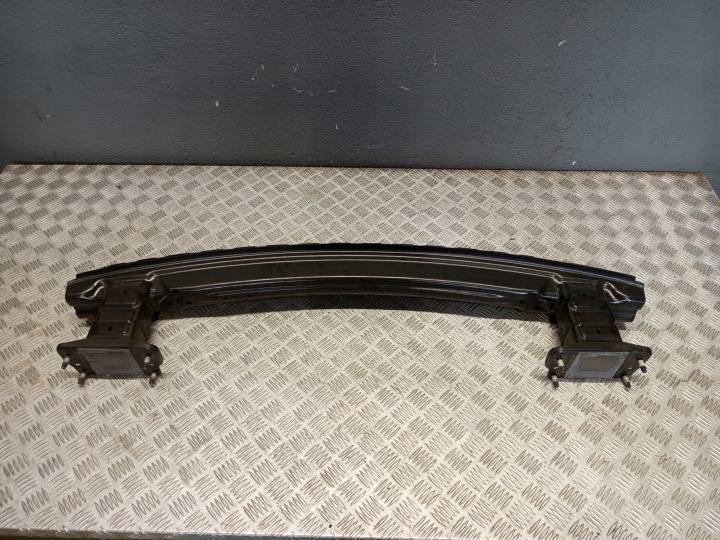 MERCEDES-BENZ OE A1176100014 POUTRE RENFORCEMENT PARE-CHOCS ARRIÈRE ARRIÈRE