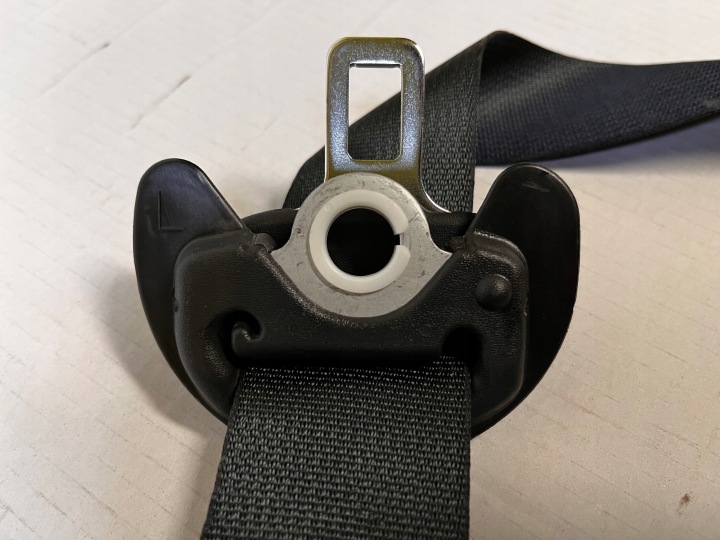 NEUF CEINTURE DE SÉCURITÉ AVEC TENDEUR CONDUCTEUR NISSAN QASHQAI J11 TENDEUR