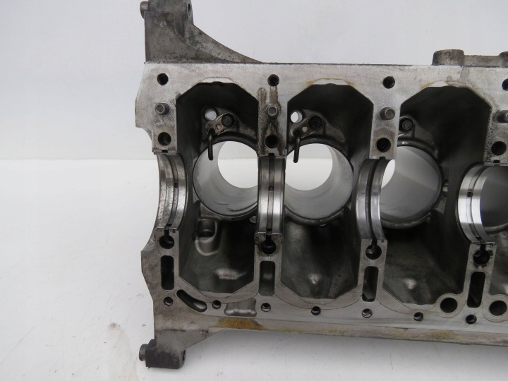 BAS BLOC MOTEUR VOLVO XC70 V70 S80 XC60 2.4 D5 185KM 30677367 D5244T