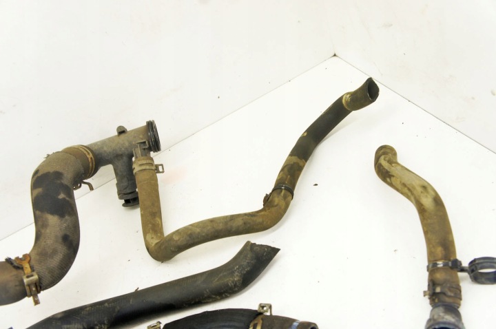 SP321 FORD TRANSIT COURIER MK2 1.5D CONDUITES DE DÉRIVATION TUYAU DE DÉRIVATION EAU ENSEMBLE