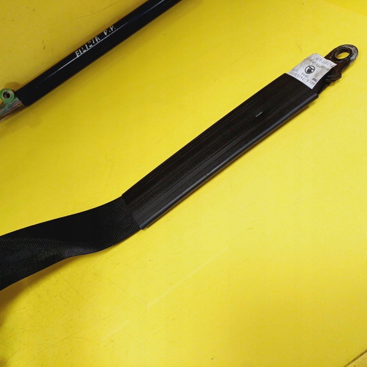 CEINTURE DE SÉCURITÉ DROIT AVANT SKODA FELICIA I NR567