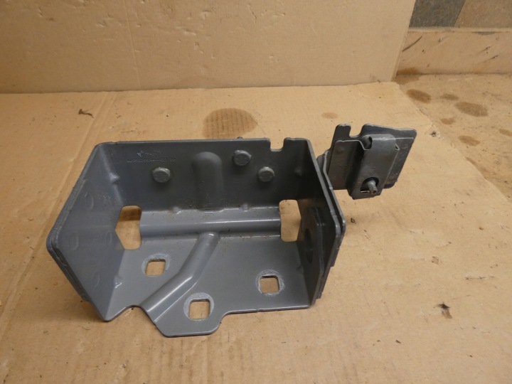 663519903R 663502593R TRAFIC III IV GAUCHE DROIT FIXATION CHARNIÈRE CAPOTS AVANT