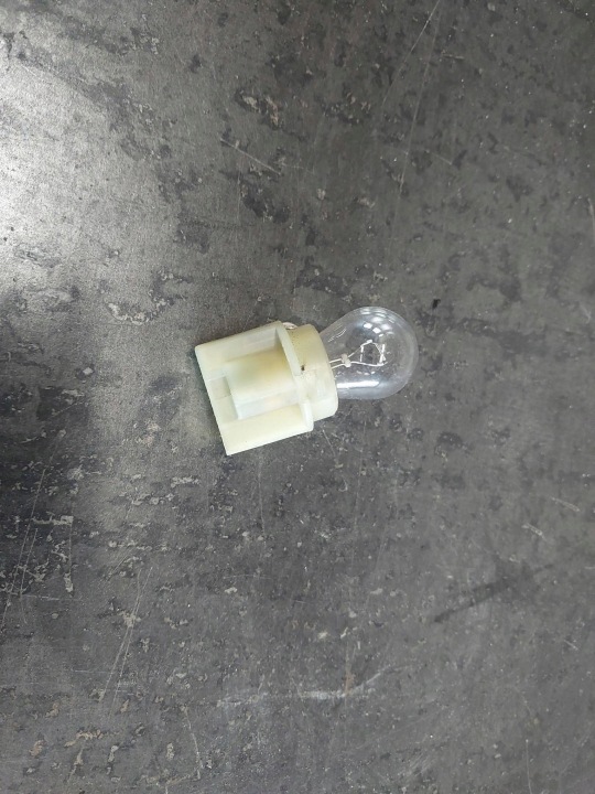 DOUILLE AMPOULES PHARES ARRIÈRE MERCEDES-BENZ CLK A208 W208 133296