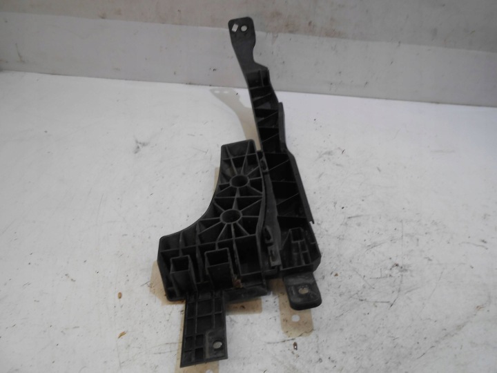 OPEL INSIGNIA B GLISSIÈRE PARE-CHOCS AVANT PHARES GAUCHE 13491381