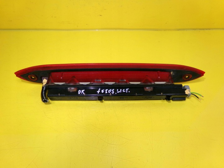 TROISIÈME LANTERNE STOP PIED FORD FOCUS XS41-13A613-CK NR87