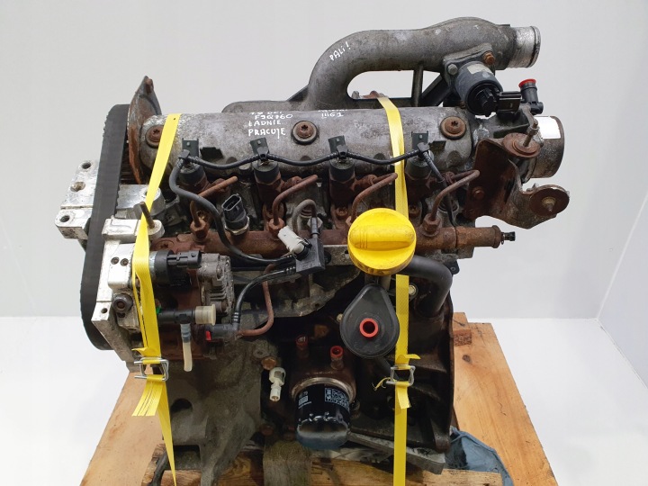 MOTEUR F9Q760 NISSAN PRIMASTAR 1.9 DCI 101KM POMPE INJECTEURS TURBO 168TYS KM