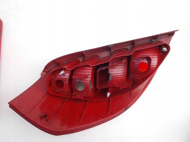 MERCEDES-BENZ A W169 2006 ARRIÈRE CÔTÉ DROITE PHARE ARRIÈRE A1698200464