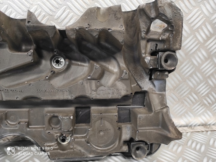 PROTECTION COUVERCLE MOTEUR SUR MOTEUR OPEL ASTRA V K 1.6 CDTI