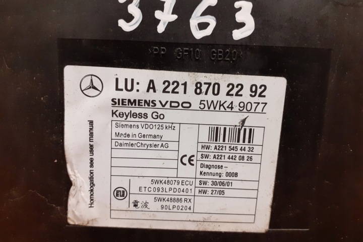 MODULE COMMANDE KEYLESS MERCEDES-BENZ AVEC (W221) A2215454432 2007