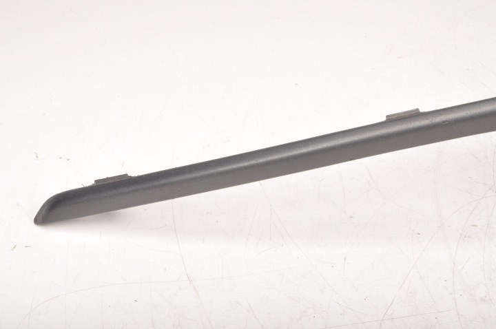 VOLVO V60 LIFT MOULURE PARE-CHOCS GAUCHE AVANT AVANT 31383138