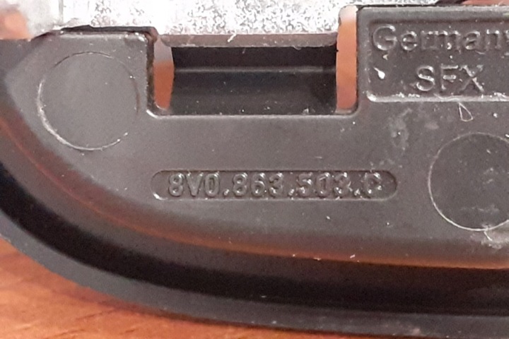 AUTRE PIÈCES INTERNE AUDI A3 (8V1, 8VK) 8V0863503C 2021