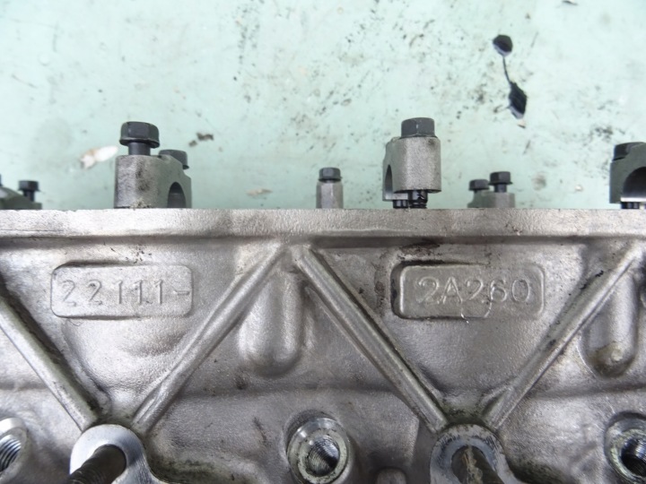 CULASSE MOTEUR HYUNDAI 22111-2A260
