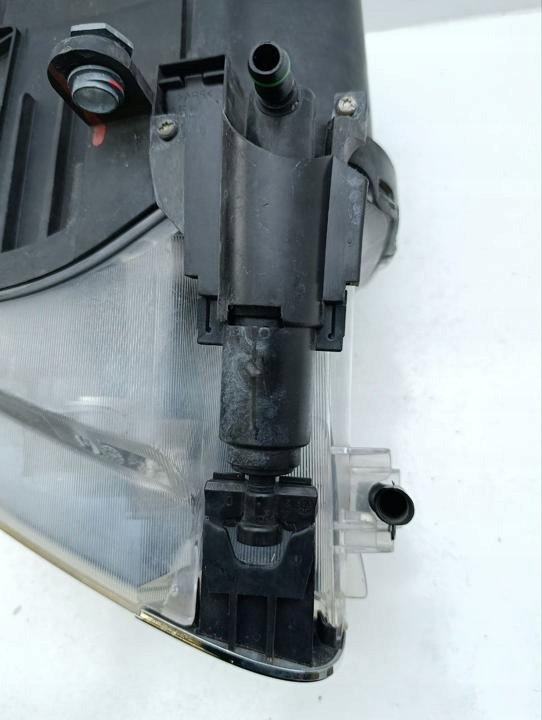 PHARE AVANT MASERATI QUATTROPORTE V 2011 AVEC GAUCHE USA 263402