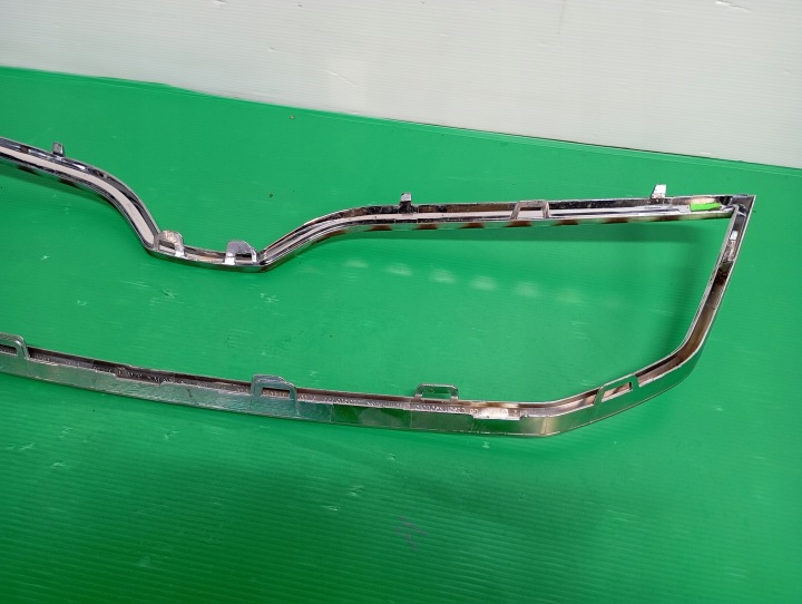 CHÂSSIS CHROME GRILLE DE RADIATEUR CALANDRE SKODA OCTAVIA III 5E 13- 5E0853761A
