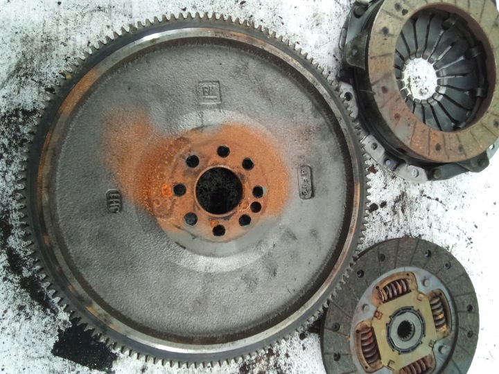 I571 COMPLET EMBRAYAGE OPEL KARL 1.0B 25197393