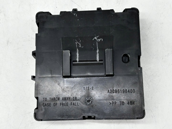 MODULE CONTRÔLEUR LECTEUR DE CARTE KART RENAULT CLIO V 285905585R