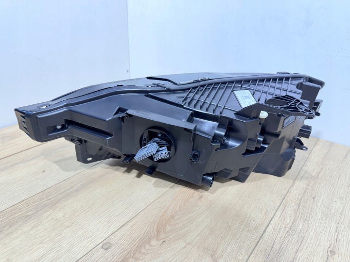 VOLVO XC60 II LIFT MID LED PHARE DROITE GAUCHE PHARES AVANT SUBSTITUT